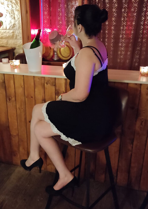 Hôtesses club privé bar à champagne belgique